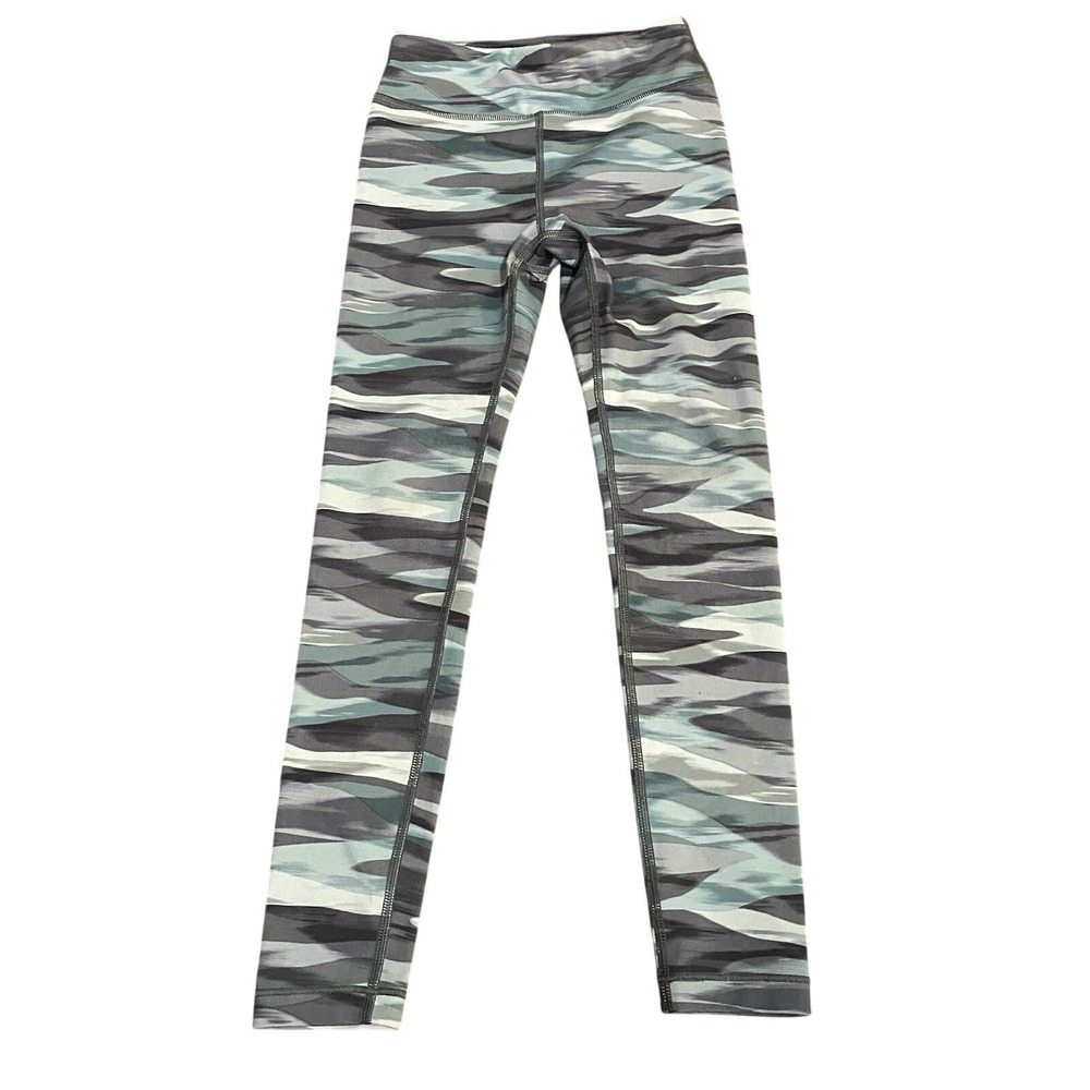 Athleta Girl High Rise‎ Printed Chit Chat Tight XS 6 Green Camo Stripe Leggings